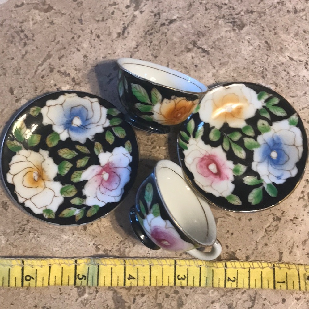 Miniature Japanese cup & saucer china set